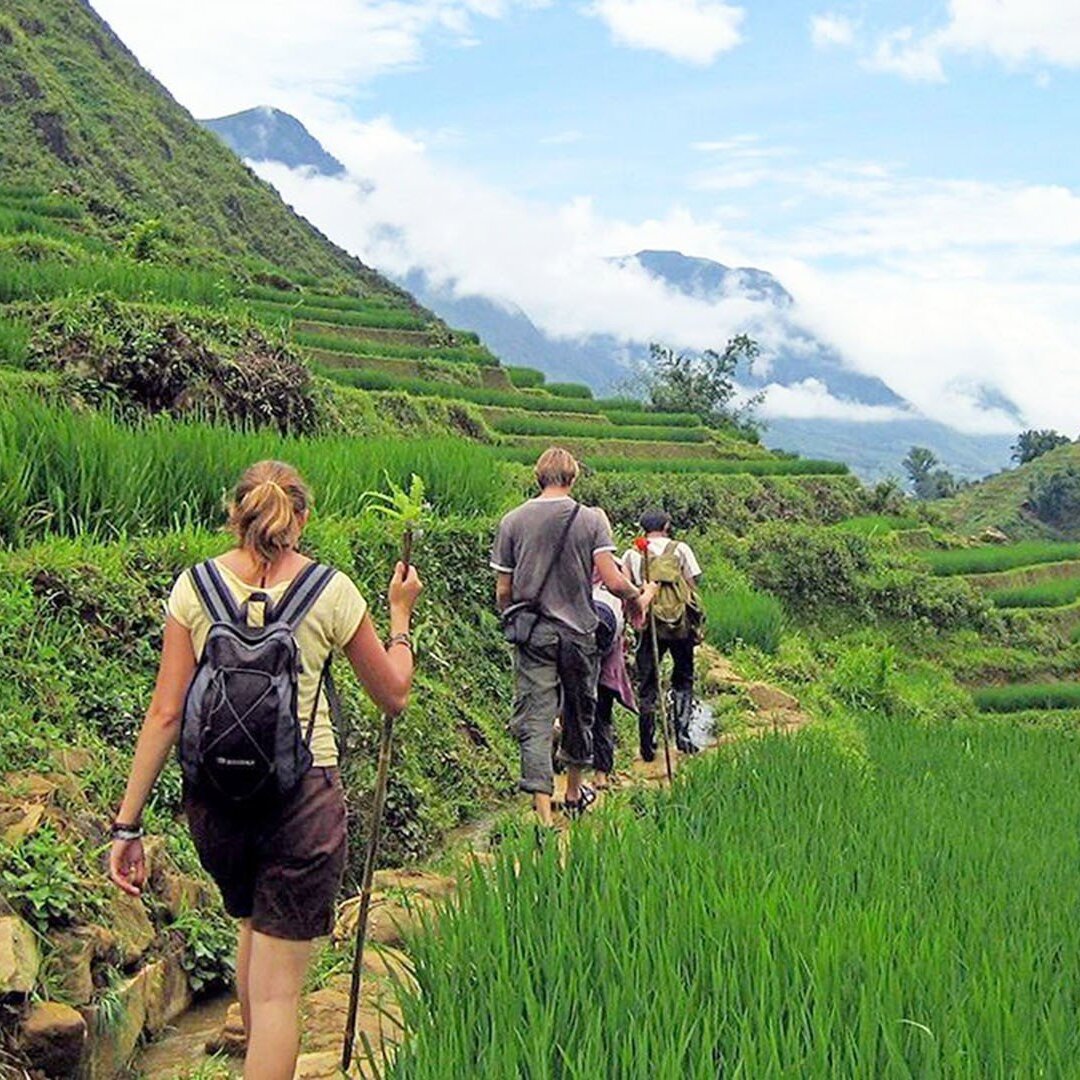 2 Days Hau Thao Tour